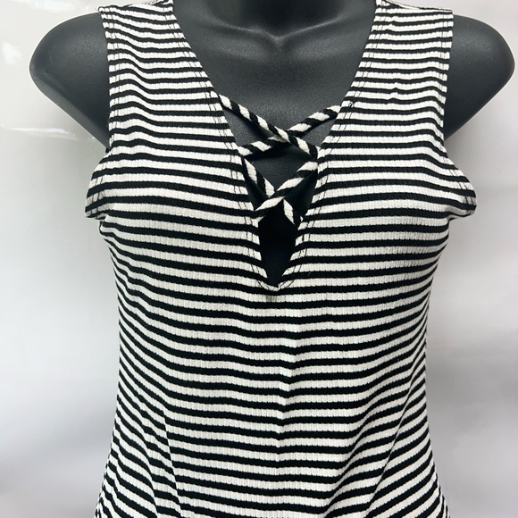 Danbee Ladies Bodysuit Top - Picture 2 of 5